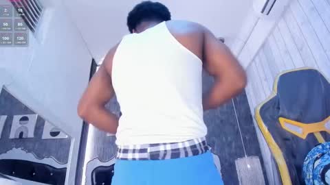Snapshot of jack_muscles69_ chatting on January 31, 11:56 am Jack online show from January 31, 11:56 am