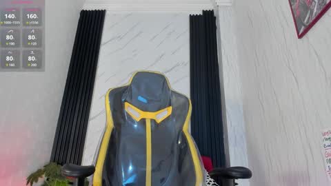 Snapshot of jack_muscles69_ chatting on January 25, 3:19 am Jack online show from January 25, 3:19 am