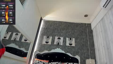 Snapshot of jack_muscles69_ chatting on February 9, 12:41 pm Jack online show from February 9, 12:41 pm