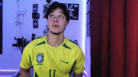 J online show from January 6, 5:30 am