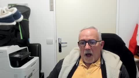 Snapshot of jackbrgs chatting on January 9, 6:36 pm J-Mitchel online show from January 9, 6:36 pm