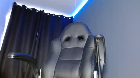 Jack online show from December 18, 3:22 pm