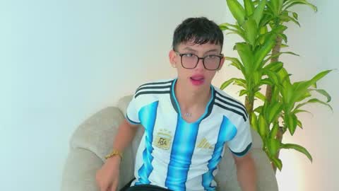 JACOB online show from May 2, 7:27 pm