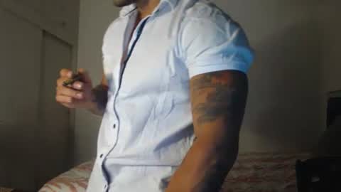 Snapshot of jacobjamess chatting on September 28, 6:55 am jacobjamess online show from September 28, 6:55 am