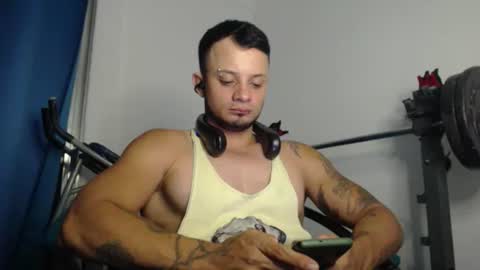 Snapshot of jacobjamess chatting on January 30, 2:49 am jacobjamess online show from January 30, 2:49 am