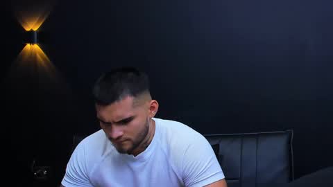 Snapshot of jacobsthorm chatting on February 7, 6:35 am jacobsthorm online show from February 7, 6:35 am