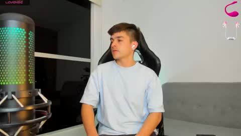 JACOB STONES online show from January 16, 1:30 am