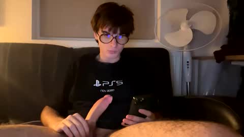 jake28822728 online show from October 4, 8:13 pm