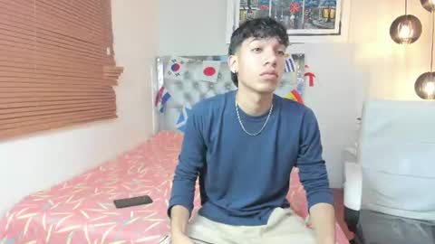 jake_falcon online show from June 18, 11:37 am