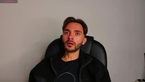 Snapshot of jake_magnuss chatting on October 1, 1:04 pm Jake  online show from October 1, 1:04 pm