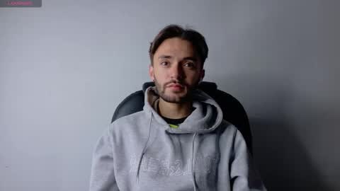 Snapshot of jake_magnuss chatting on October 15, 11:18 am Jake  online show from October 15, 11:18 am