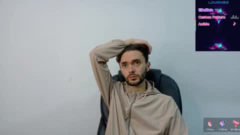 Snapshot of jake_magnuss chatting on October 17, 11:36 am Jake  online show from October 17, 11:36 am