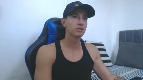 Hi guys im new 3 online show from February 12, 8:04 pm