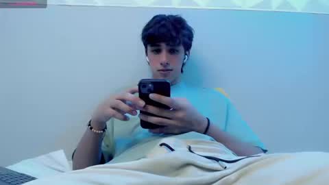 Snapshot of jake_tripp chatting on October 15, 5:15 am jake_tripp online show from October 15, 5:15 am