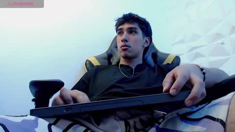 Snapshot of jake_tripp chatting on January 9, 6:06 am jake_tripp online show from January 9, 6:06 am