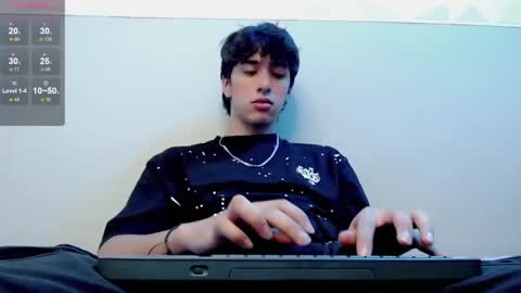 Snapshot of jake_tripp chatting on October 29, 4:48 am jake_tripp online show from October 29, 4:48 am