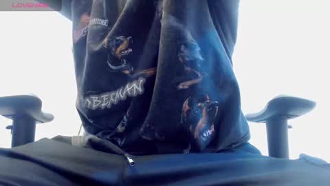 Snapshot of jake_tripp chatting on January 8, 3:29 am jake_tripp online show from January 8, 3:29 am