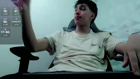 Snapshot of jake_tripp chatting on December 11, 3:26 am jake_tripp online show from December 11, 3:26 am