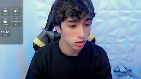 Snapshot of jake_tripp chatting on February 18, 2:59 am jake_tripp online show from February 18, 2:59 am