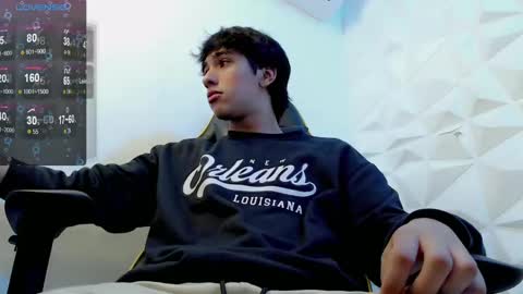 Snapshot of jake_tripp chatting on February 11, 4:33 am jake_tripp online show from February 11, 4:33 am