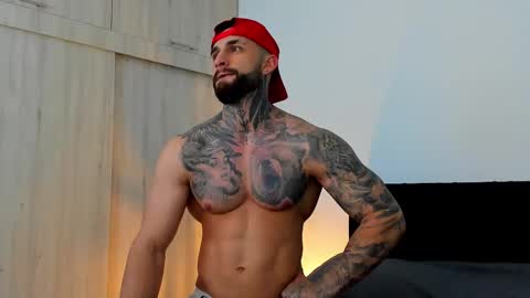 Snapshot of jakeortega chatting on September 17, 5:08 am Jake Orthega online show from September 17, 5:08 am