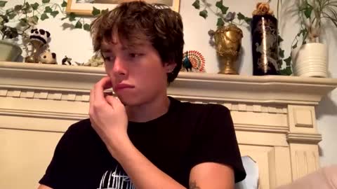 August online show from December 17, 4:34 am