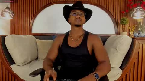 Snapshot of jamalmyst_ chatting on October 27, 4:15 am   online show from October 27, 4:15 am