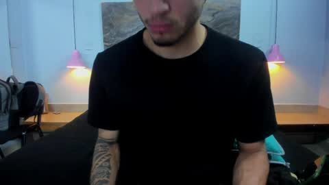 james_06_ online show from May 15, 12:02 pm