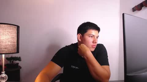 james_cr online show from October 3, 4:06 am