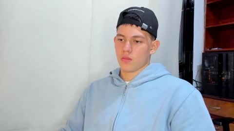 james_cr online show from February 12, 4:44 am