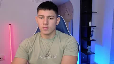 james_cr online show from July 6, 3:03 pm