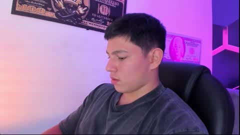 james_cr online show from September 28, 3:37 am