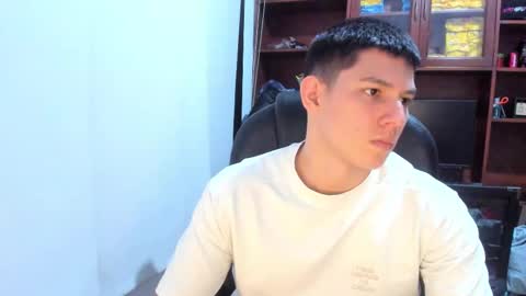 james_cr online show from February 22, 9:42 pm