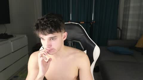 James online show from December 5, 8:13 pm