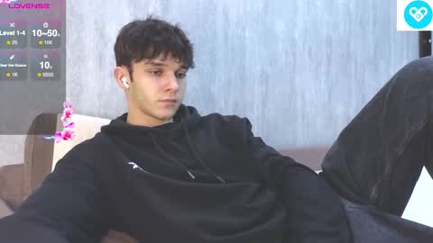 James online show from February 15, 8:45 pm