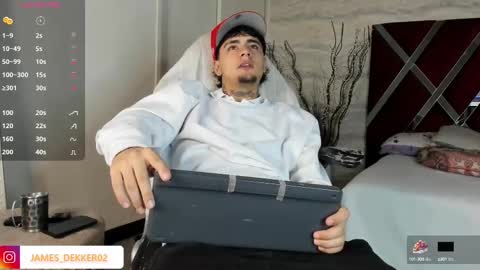 jamesdekker online show from September 26, 9:12 pm