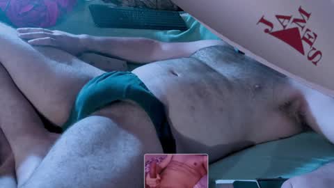 Snapshot of jameshetfield450 chatting on January 14, 5:01 pm James Clapeyron online show from January 14, 5:01 pm