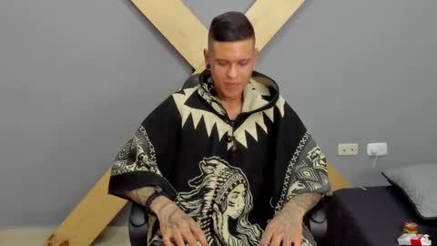 Snapshot of jamesinked_ chatting on December 18, 6:46 pm Jamesinked  online show from December 18, 6:46 pm