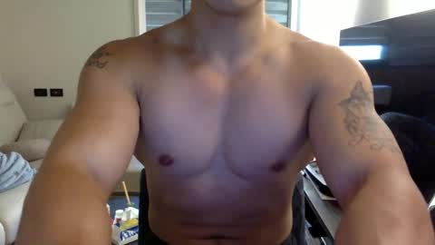 Snapshot of jamesmo820913 chatting on September 11, 9:19 am jamesmo820913 online show from September 11, 9:19 am