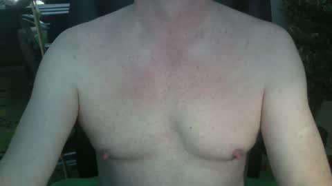 Snapshot of jamesray722 chatting on February 20, 6:24 pm jamesray722 online show from February 20, 6:24 pm