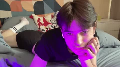 jamesstar4 online show from March 19, 11:35 am