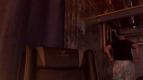 Snapshot of jamie19905 chatting on December 28, 4:30 am jamie19905 online show from December 28, 4:30 am