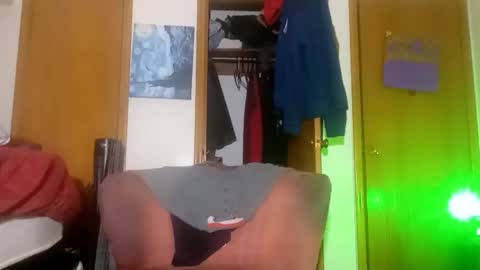 Snapshot of jamieshaneblueeyeswyo307 chatting on December 24, 9:39 am Supafly307blueeyes9in online show from December 24, 9:39 am