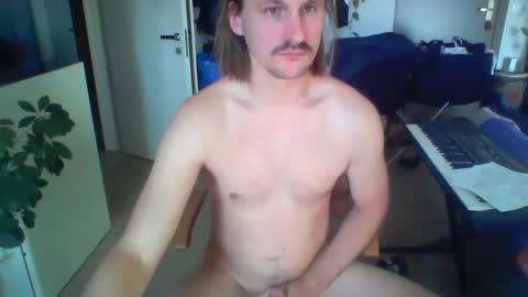 jankujan online show from November 1, 9:35 am