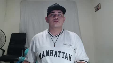 jason_boy_ online show from April 28, 5:01 am