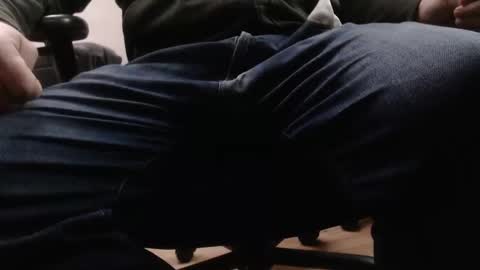 Snapshot of jasonholly chatting on January 6, 4:02 pm Benedick Cumbersnatch online show from January 6, 4:02 pm