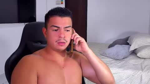 JBrooksXx online show from January 7, 6:45 pm