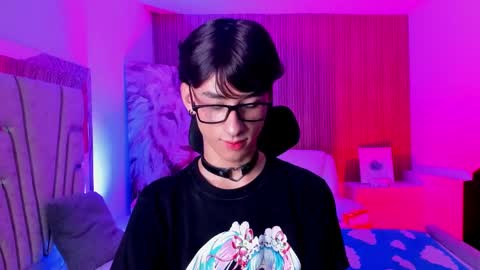 Snapshot of jaspercoopers_ chatting on October 18, 2:22 pm JASPER online show from October 18, 2:22 pm