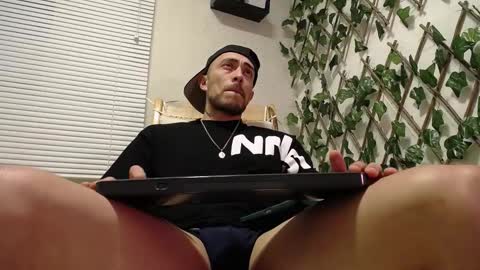 JKing  online show from February 25, 1:30 am