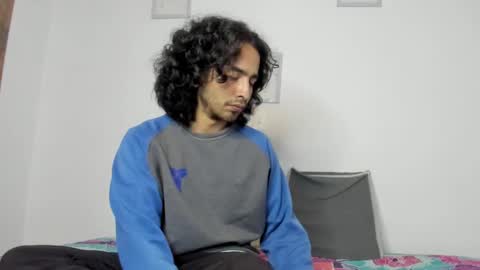 jave_rave online show from February 19, 4:31 am